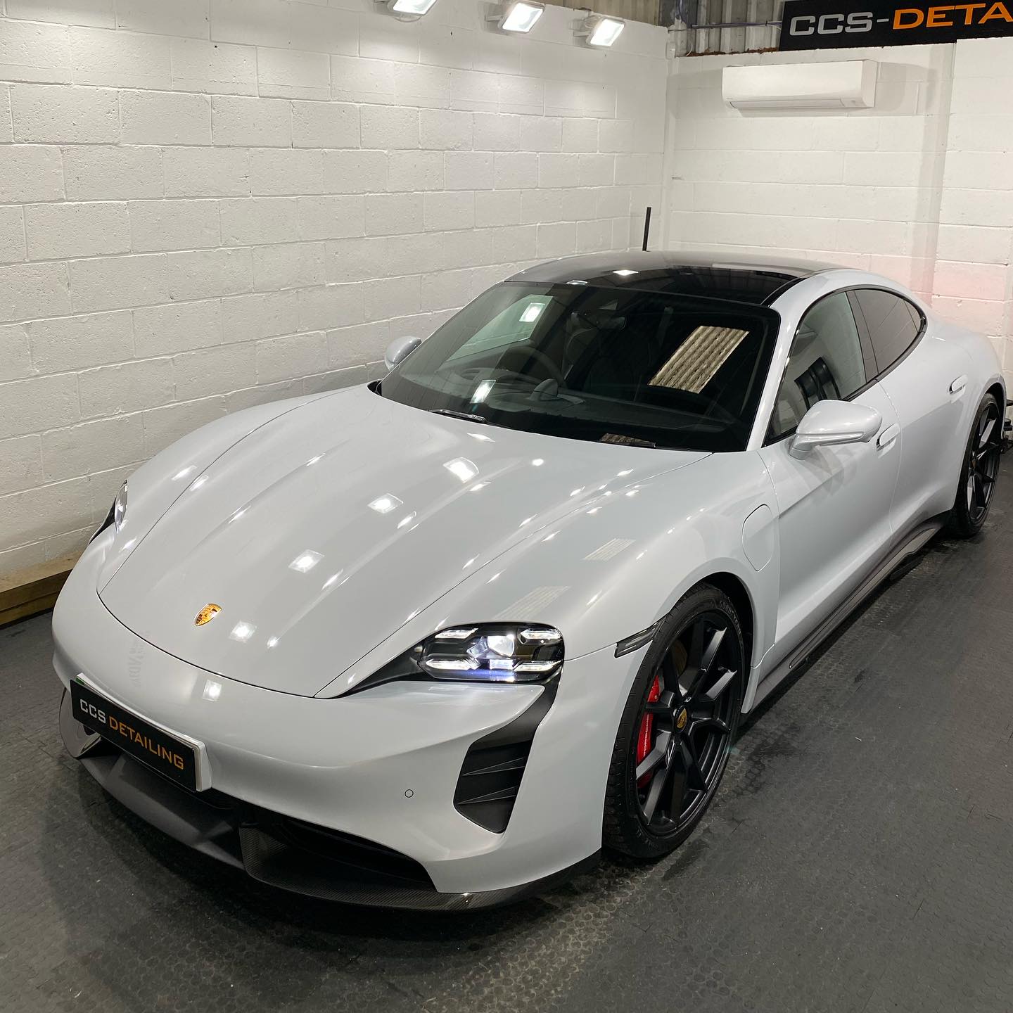 Photo shared by CCS DETAILING on March 19, 2024 tagging @porscheclubgb, @porsche_southlondon, @porsche_taycan, and @porschetonbridge.